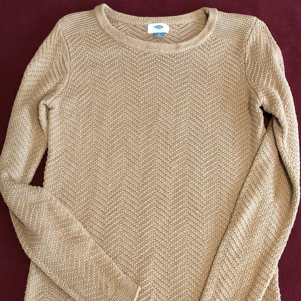 Old navy sweater